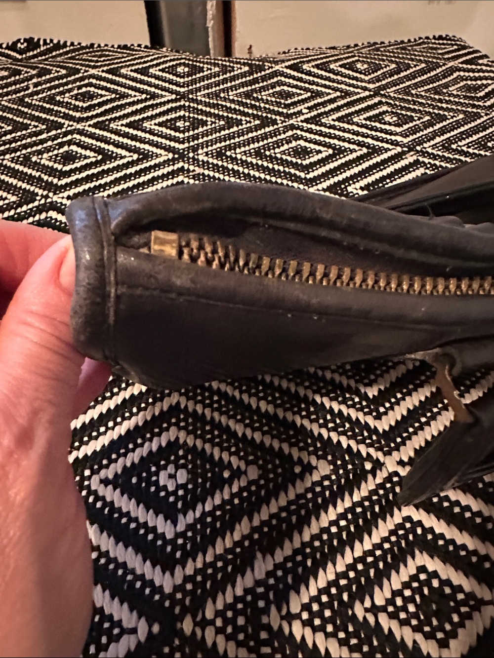 Coach Vintage Black Leather Slim Satchel - Picture 12 of 13